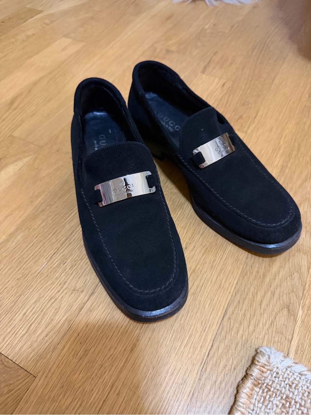 Gucci - 90’s Vintage Suede Loafers
